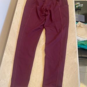 Zella bugundy pocket legging SMALL NWOT Never worn